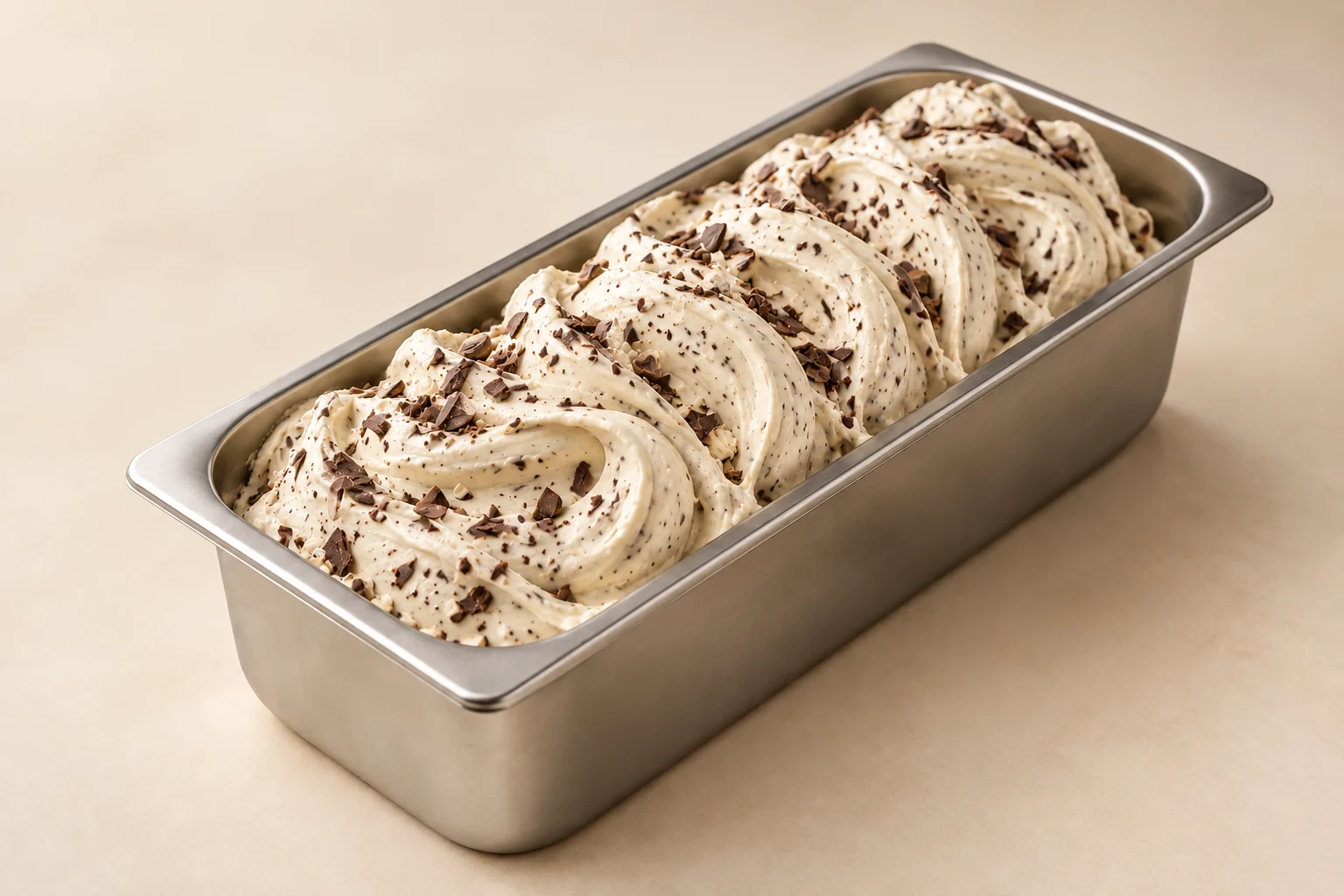 Stracciatella im Eisbehälter